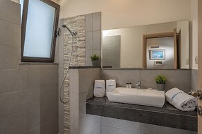Creteco Hotel & Suites