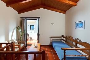 Creteco Hotel & Suites