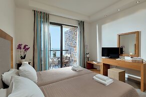 Creteco Hotel & Suites