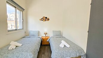 The Lemon Tree Hostel
