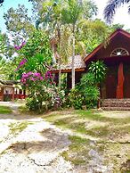 Baan Pak Rim Kuaen Resort