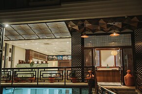 Dees Boutique Hotel