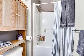 Lakefront Gem on 32-acre Lot in Angleton!