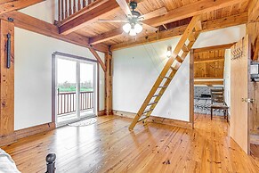 Lakefront Gem on 32-acre Lot in Angleton!