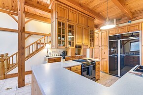 Lakefront Gem on 32-acre Lot in Angleton!