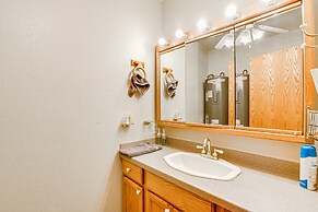 Lakefront Gem on 32-acre Lot in Angleton!