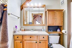 Lakefront Gem on 32-acre Lot in Angleton!