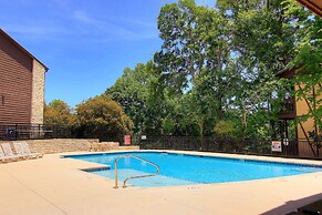 Cw C113 Comal Vista 3 Bedroom Condo by RedAwning