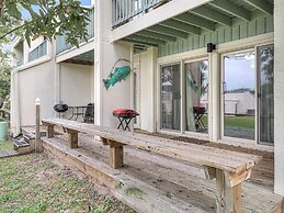 Adventure House Rryc17 2 Bedroom Condo by RedAwning