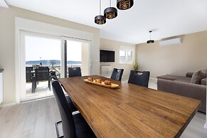 Stunning 2-bed Apartment in Kastela