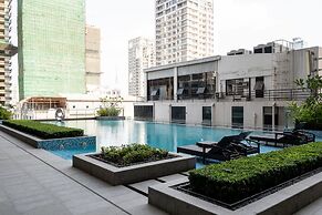 Agile Sky Residence Studio by SobenHomes