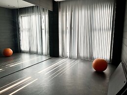 Agile Sky Residence Studio by SobenHomes