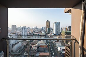 Agile Sky Residence Studio by SobenHomes