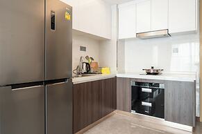 Agile Sky Residence Studio by SobenHomes