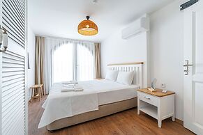 Alacope Alaçatı +12