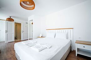 Alacope Alaçatı +12