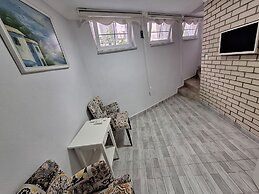ArkaDeniz Konukevi Bozcaada