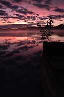 Renovated Chalet for Rent in Front of the Lake
