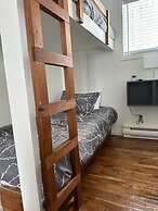 Renovated Chalet for Rent in Front of the Lake