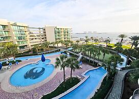 Charming 2bd/2ba w/ Bay View, Pool w/ Lazy River