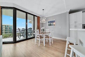 Charming 2bd/2ba w/ Bay View, Pool w/ Lazy River