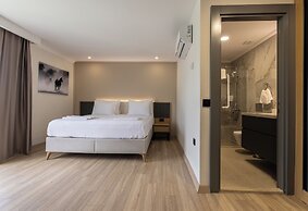 Three Points Hotel  (Non Alcoholic)