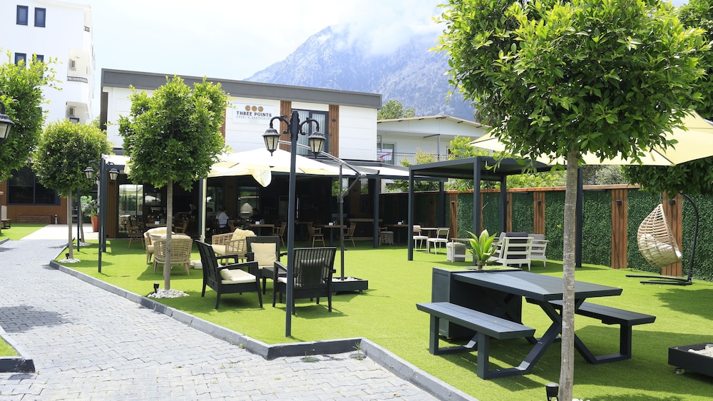 Three Points Hotel