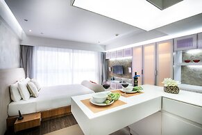 V Wanchai