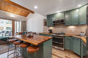 Only Northstar Village Adjoining Condos by Sierra Getaways