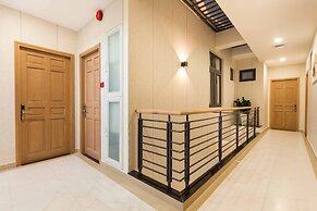 YOURS Apartment - Airport