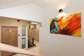 YOURS Apartment - Airport