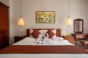 Iris De Villa Hoi An