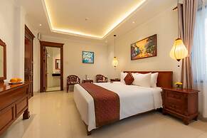 Iris De Villa Hoi An