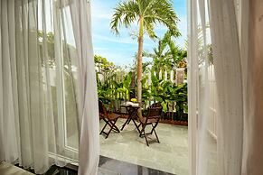 Iris De Villa Hoi An