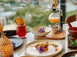 Hilltop Wellness Resort