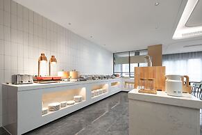 COUNTRY INN & SUITES BY RADISSON