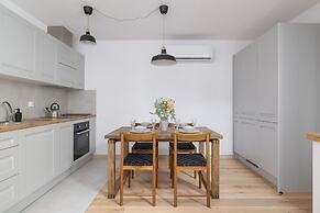 Apartment in the Centre by Renters