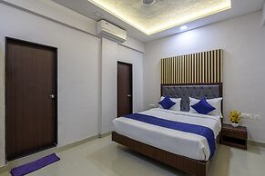 StayBird Divine Suites Business Hotel