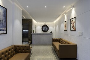 StayBird Divine Suites Business Hotel