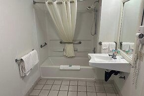 Coratel Inn and Suites By Jasper Ocean Shores