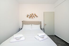 Old Fortress View Roof Top Apartment by Konnect