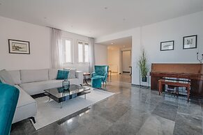 Old Fortress View Roof Top Apartment by Konnect