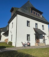 TURM KAPS Luxury Home by Belle Stay