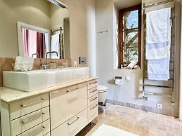 TURM KAPS Luxury Home by Belle Stay