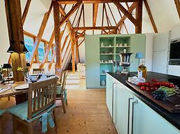 TURM KAPS Luxury Home by Belle Stay