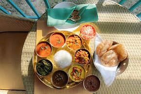 Tree of Life Birdsong Chalets