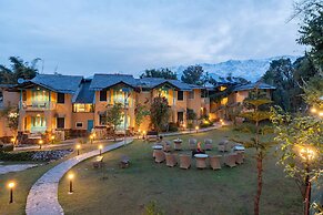 Tree of Life Birdsong Chalets