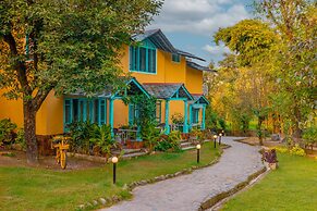 Tree of Life Birdsong Chalets