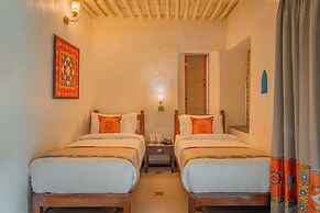 Tree of Life Birdsong Chalets