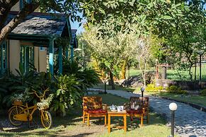 Tree of Life Birdsong Chalets